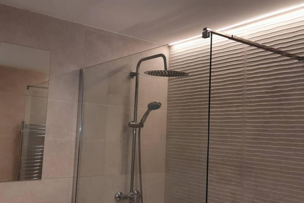 Apartamentos Milan 2 Oviedo Exteriér fotografie