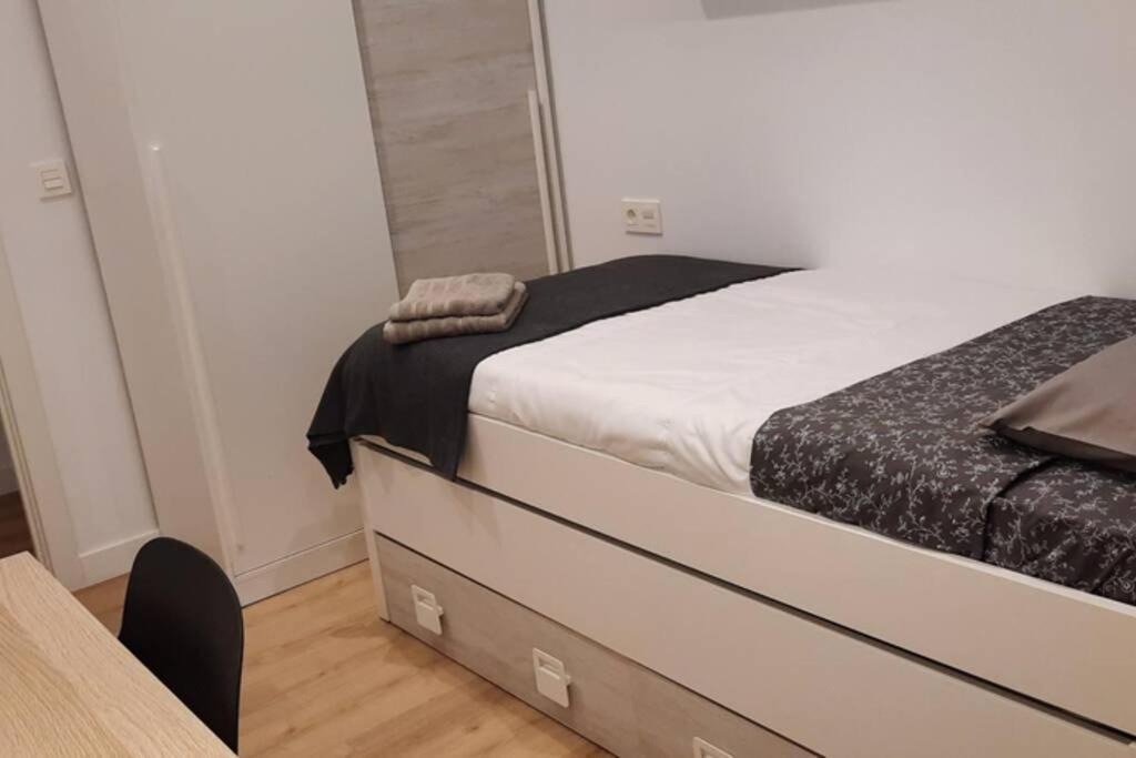 Apartamentos Milan 2 Oviedo Exteriér fotografie