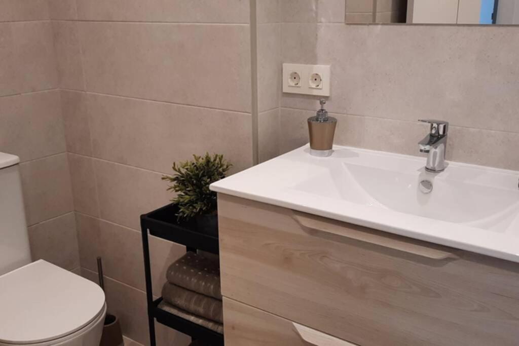 Apartamentos Milan 2 Oviedo Exteriér fotografie