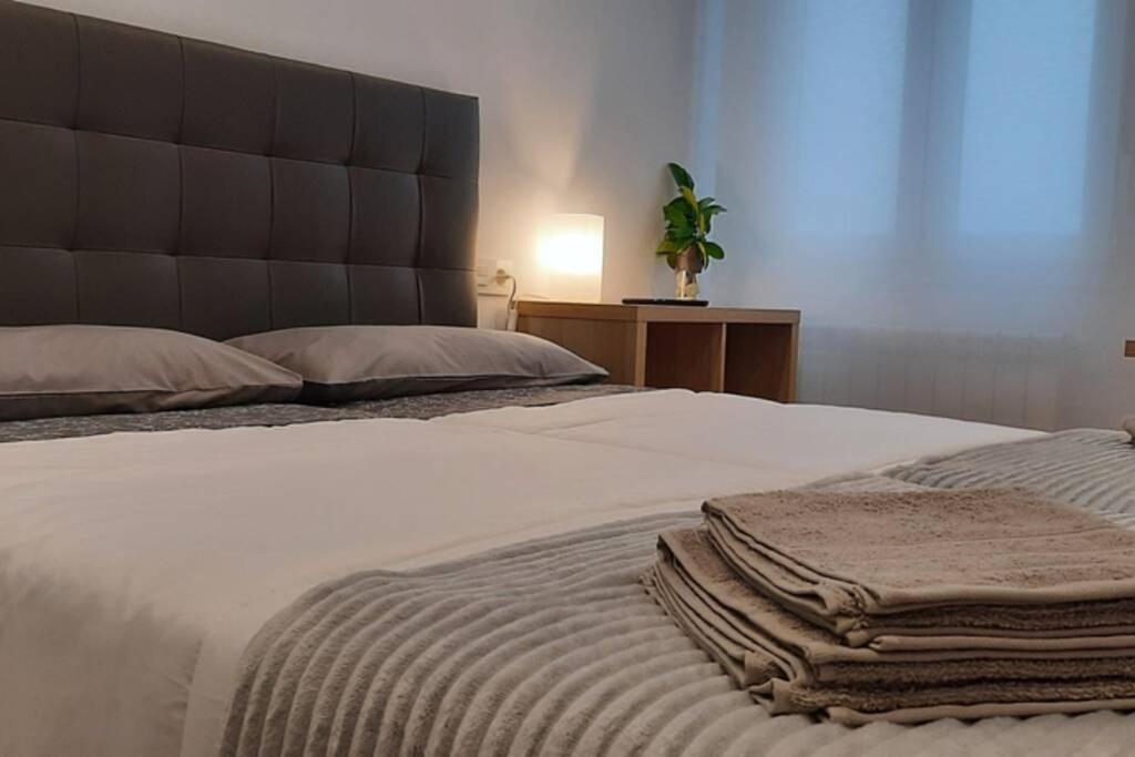 Apartamentos Milan 2 Oviedo Exteriér fotografie