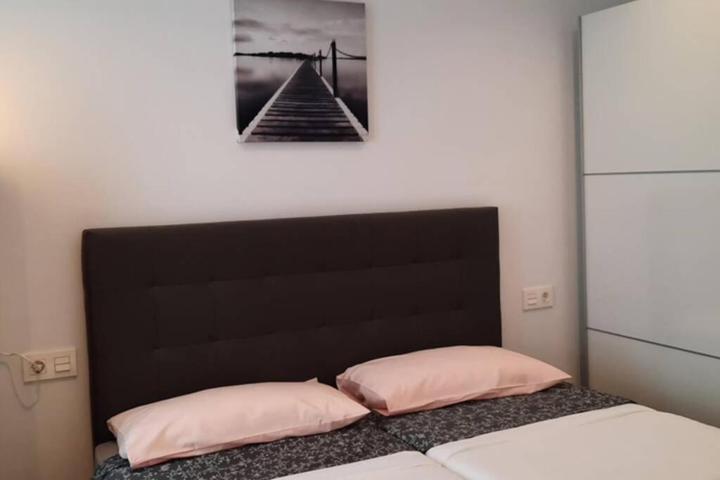 Apartamentos Milan 2 Oviedo Exteriér fotografie